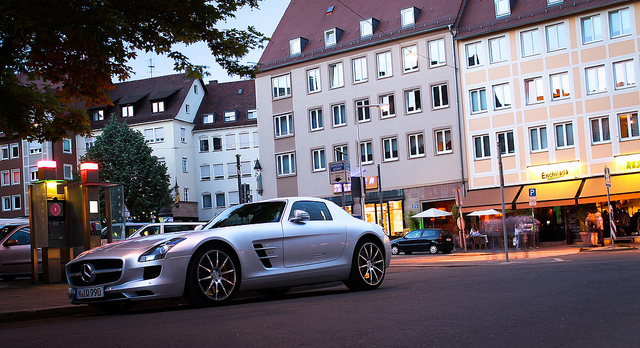 Mercedes SLS AMG